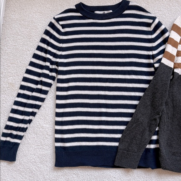 H&M Boys’ Striped Cotton Sweaters - set of 2 - Picture 2 of 7